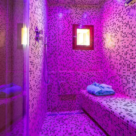Boutique Hotel In Piazza Della Signoria-3
